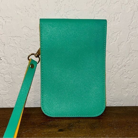 Top It Off Anchor Wristlet - Picture 2 of 5